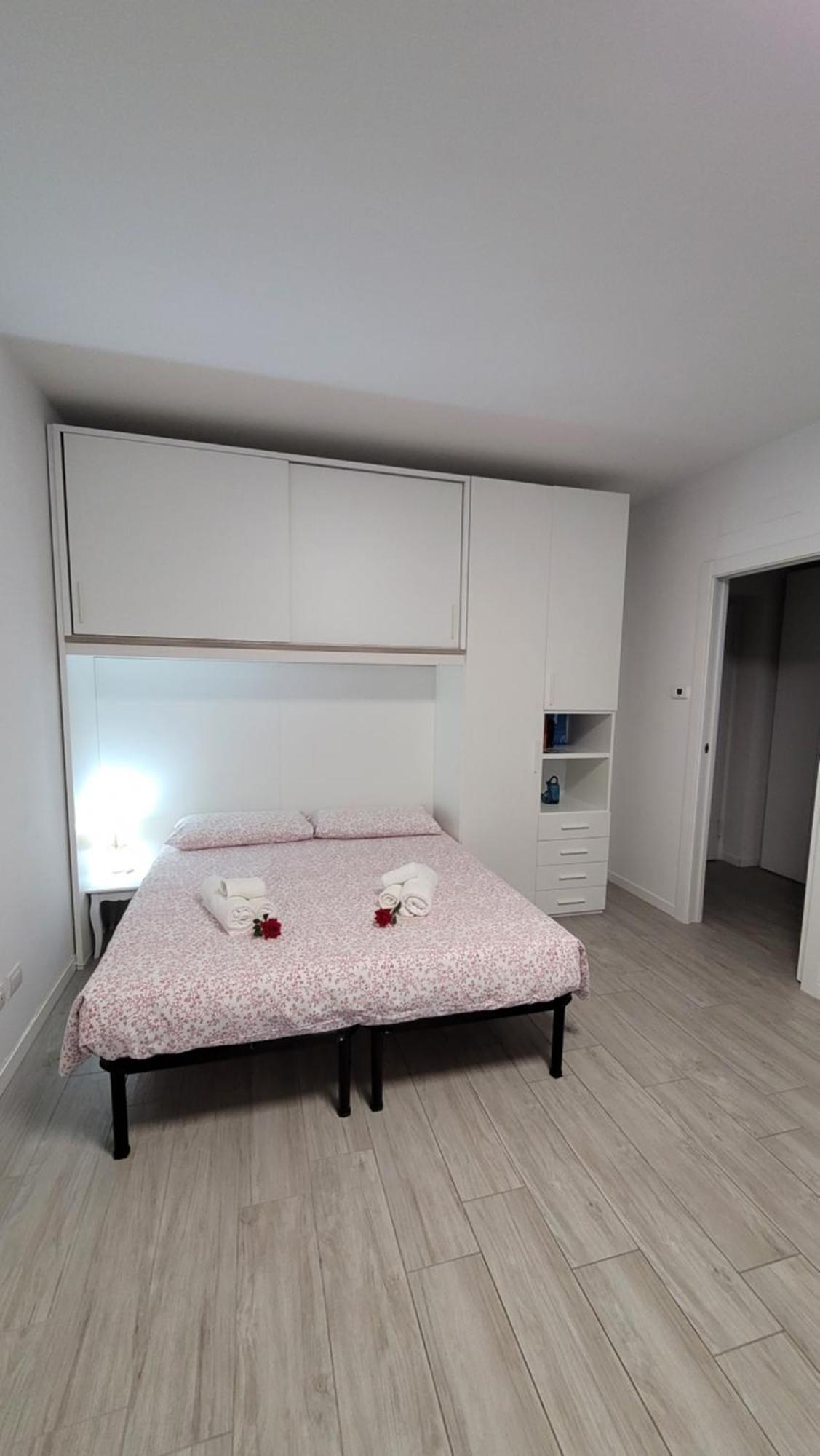 Le Rondini Apartman Barlassina Szoba fotó
